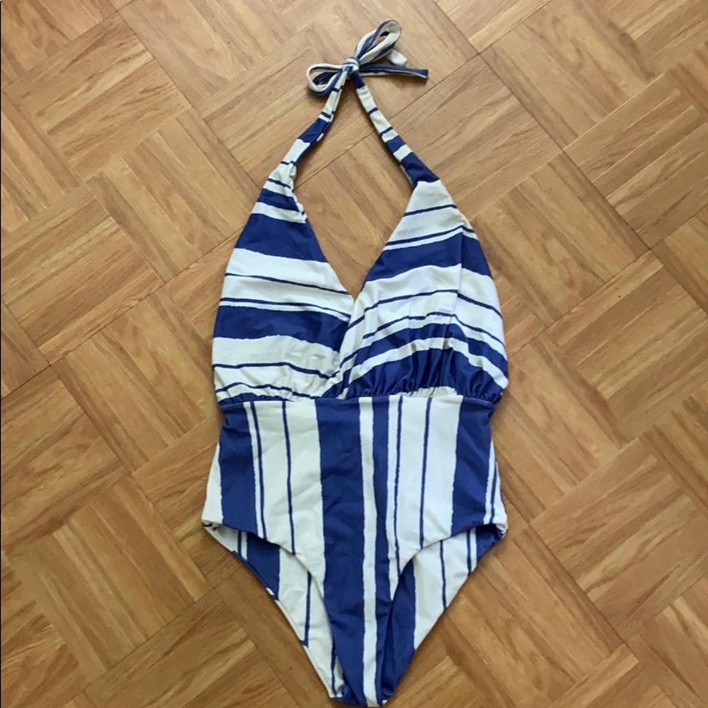 Gillia one piece bikini